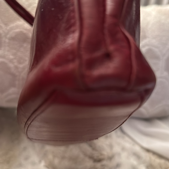 Hobo shoulder bag, cranberry red, EUC..15x8x3” - Picture 5 of 10